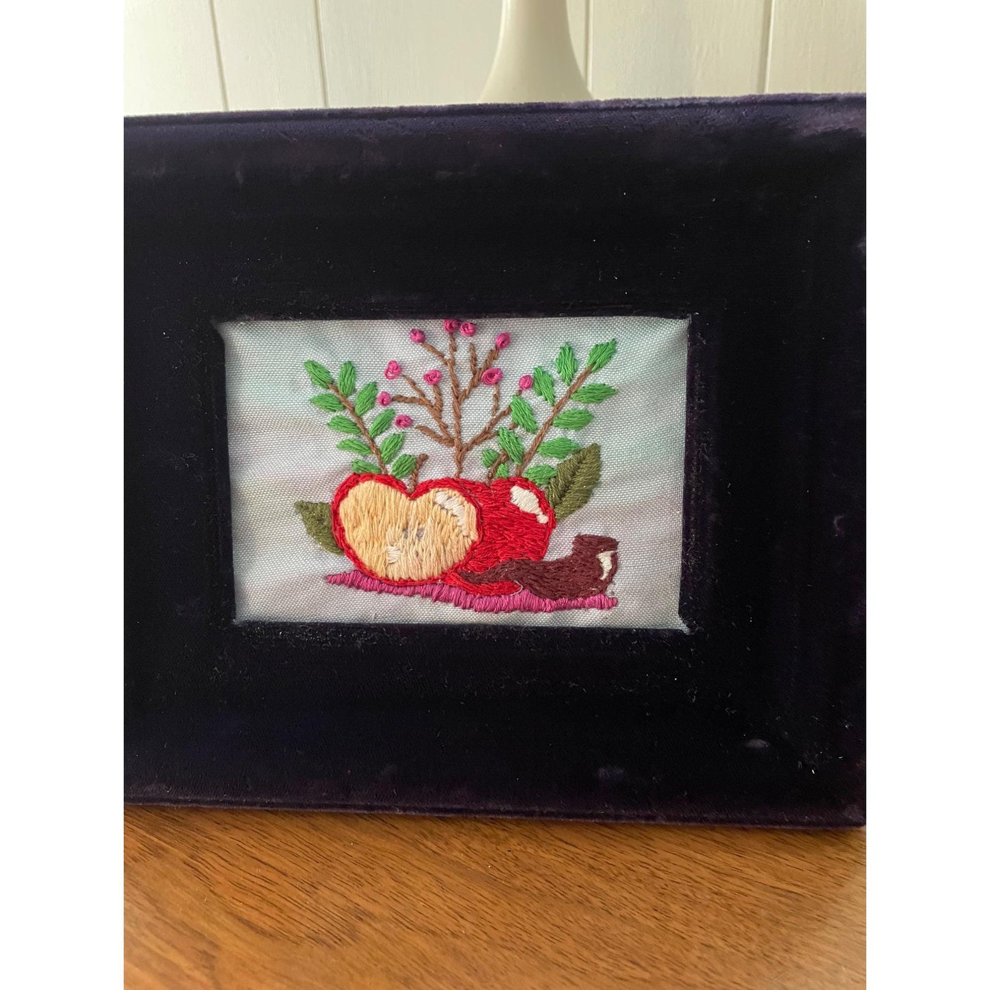 Rosh Hashanah Apple Artwork - Hand Embroidered